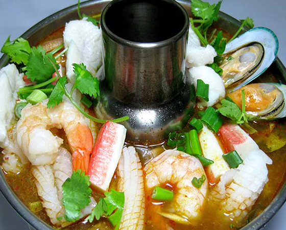 Image: Spicy Combination Seafood Soup or Po-Tak